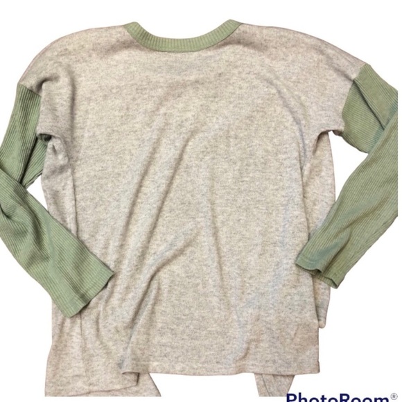 Open Cross Back Sweater by Doe & Rae - Picture 4 of 6